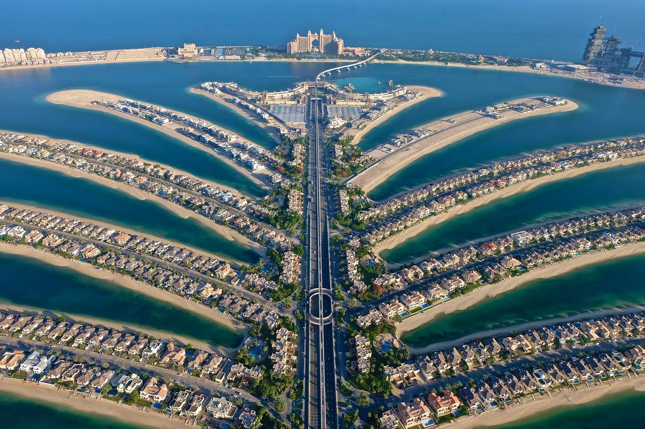 Capture The Palm Jumeirah from The View.