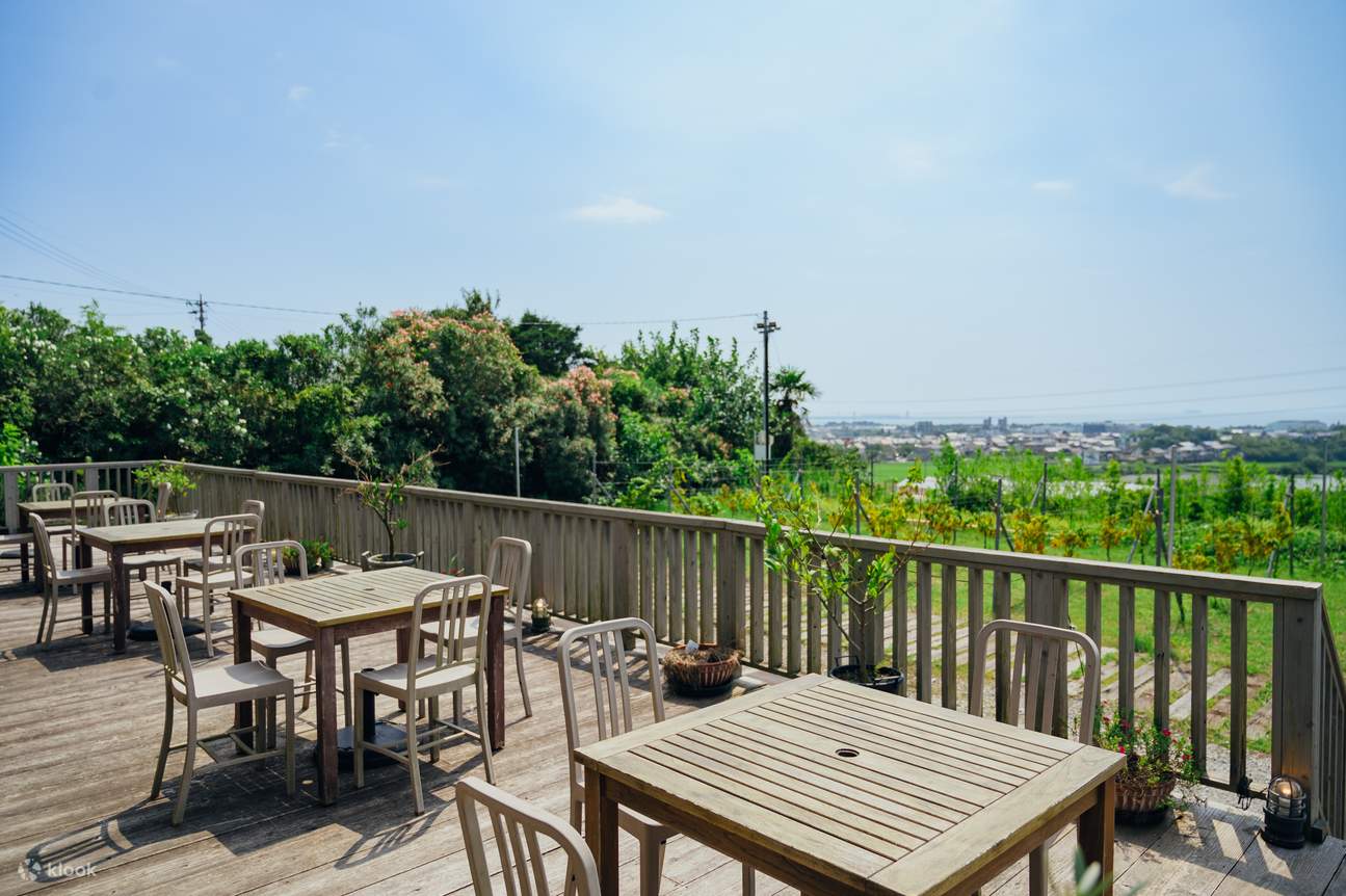 바다가 보이는 테라스 석