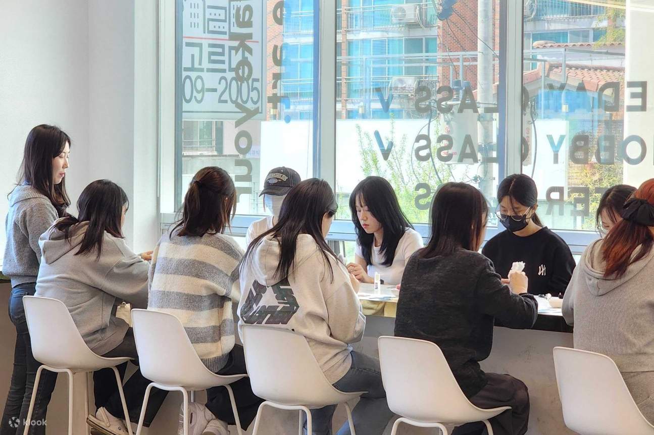 Corso di un giorno unico nel suo genere per la creazione di braccialetti a Busan