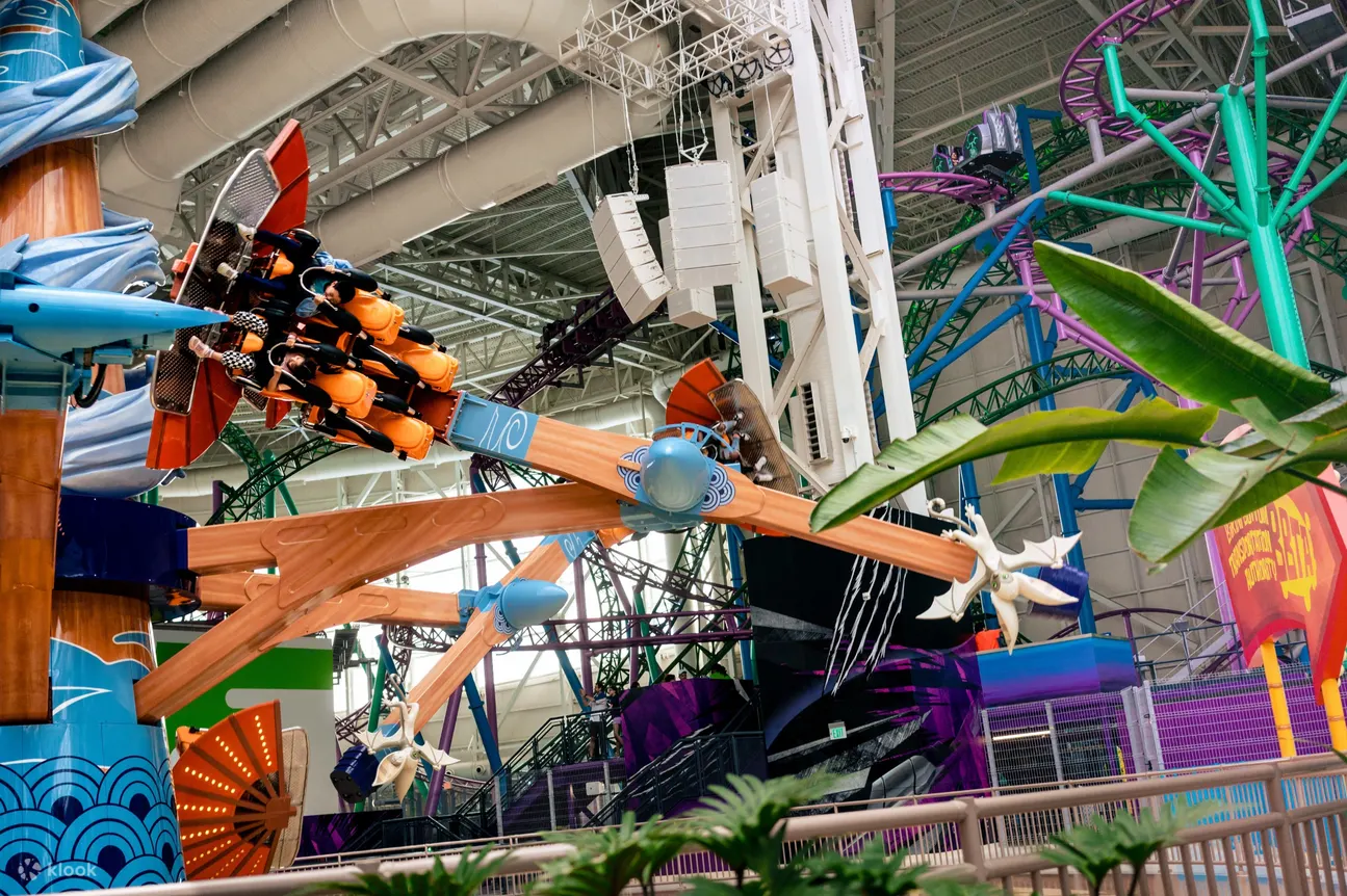 探索 Nickelodeon Universe 的互动景点，每个角落都充满无尽的乐趣和刺激
