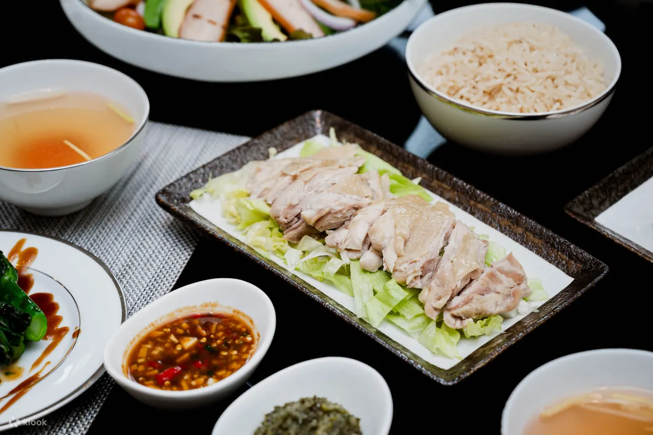 BlueSpice 素坤逸中心站 55 号饭店