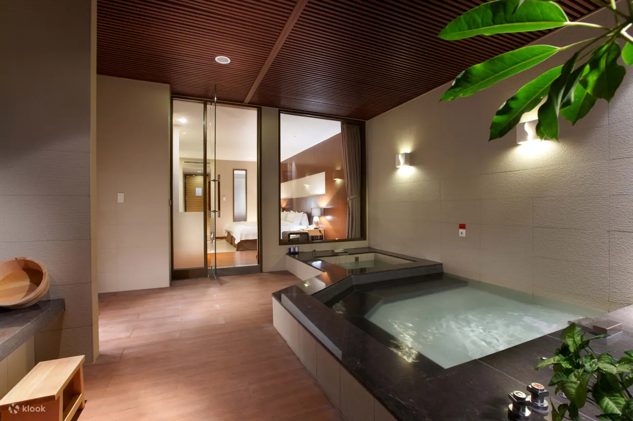 宜兰: 礁溪慢活SPA・汤屋泡汤