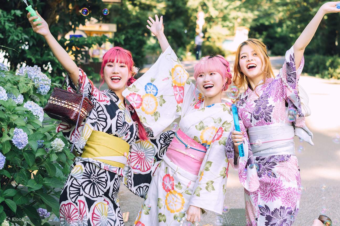 Pengalaman Sewa Kimono (Kyoto/Kyoto Kimono Rei Gion)