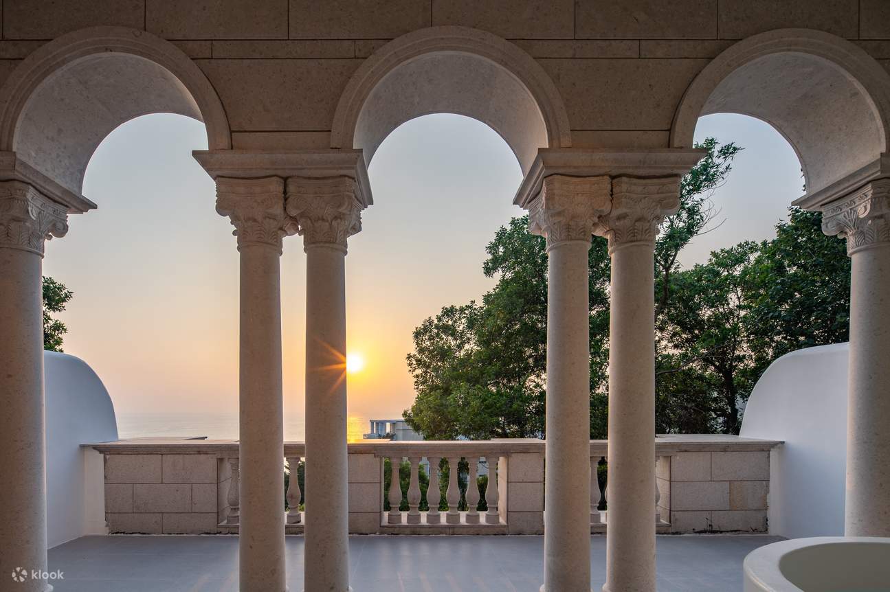 メンライ洞窟プール ダブルルーム