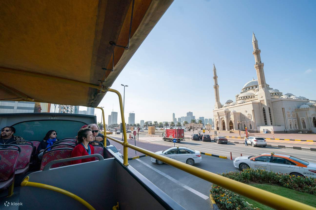 Autobus turistico di Sharjah