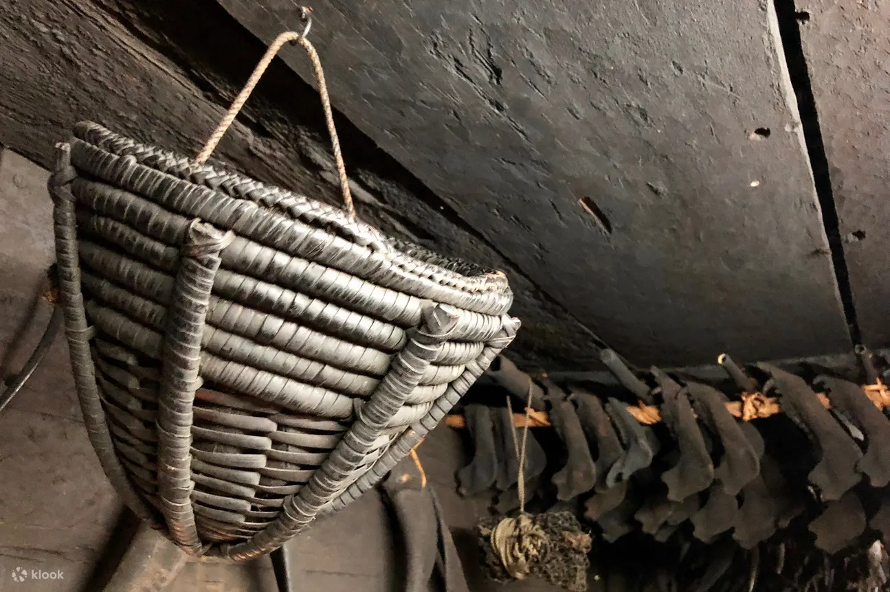 basket woven by a member of the Tao ethnic group