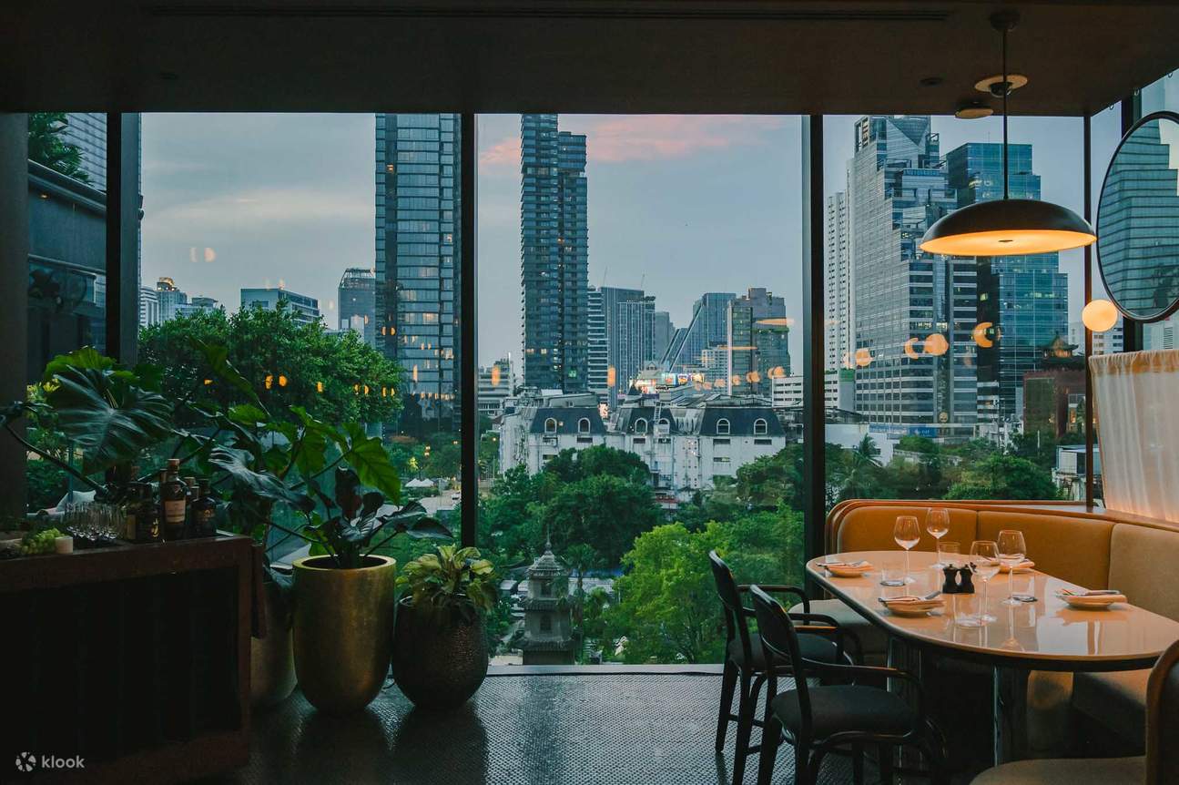 The Standard Grill at The Standard, Bangkok Mahanakhon
