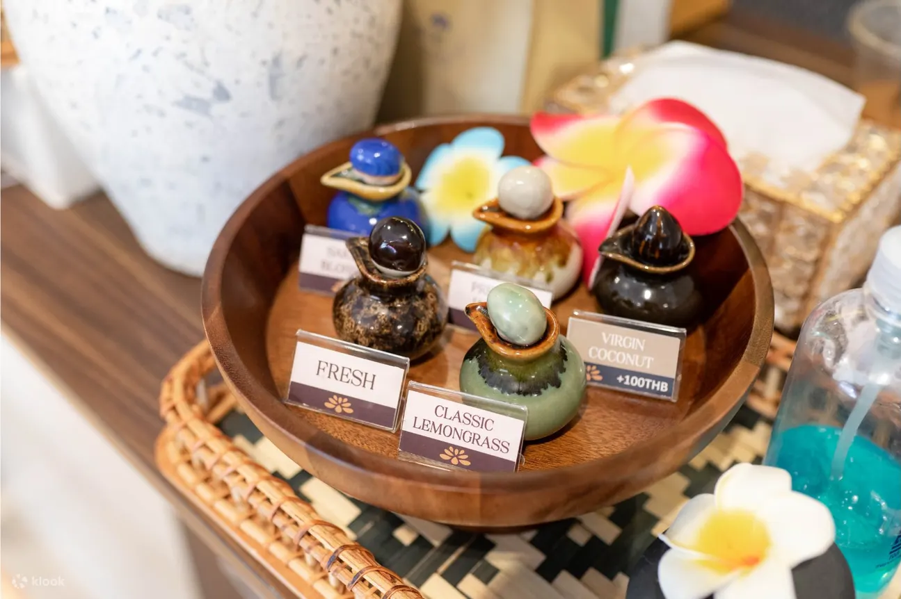 位于暹罗广场 Soi 5 的 Nikko Thai Massage Signature