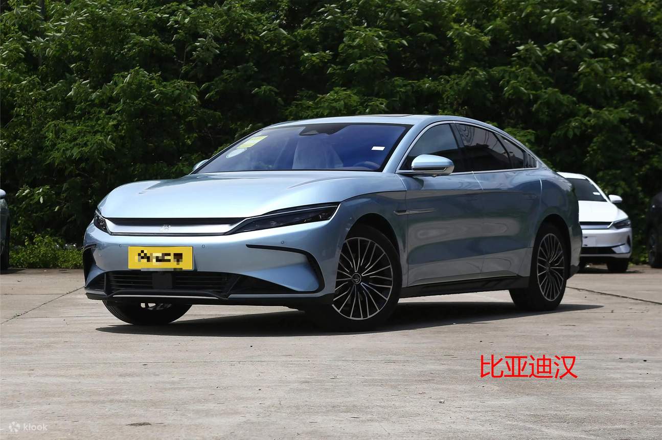 Kereta 5 tempat duduk: BYD, Hongqi, dll.