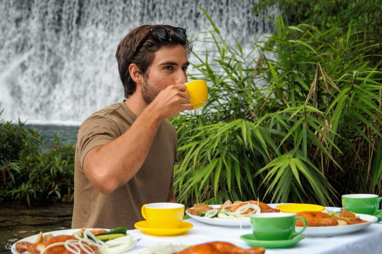 Dã ngoại thác nước bí mật Lão Khê