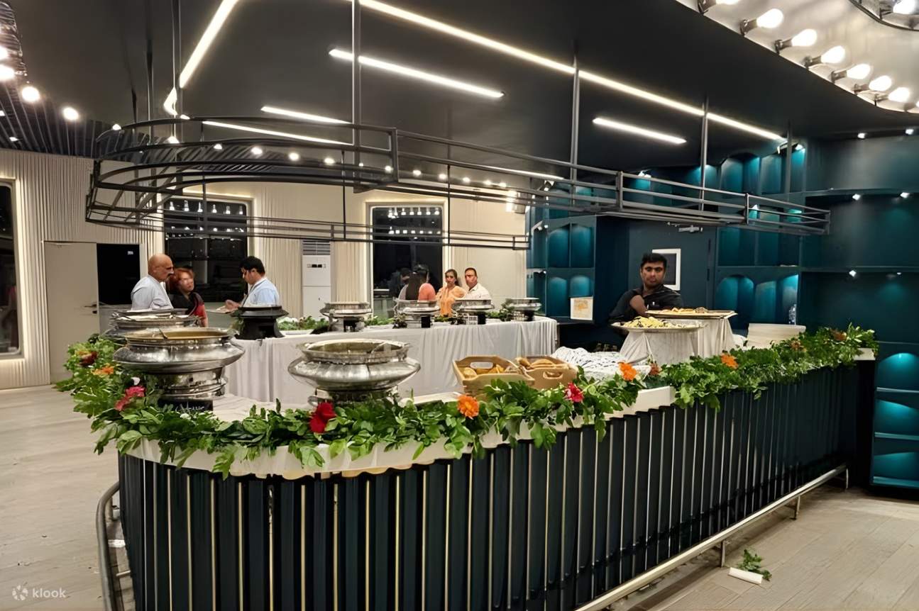 Nirvana: ดินเนอร์ครูซ