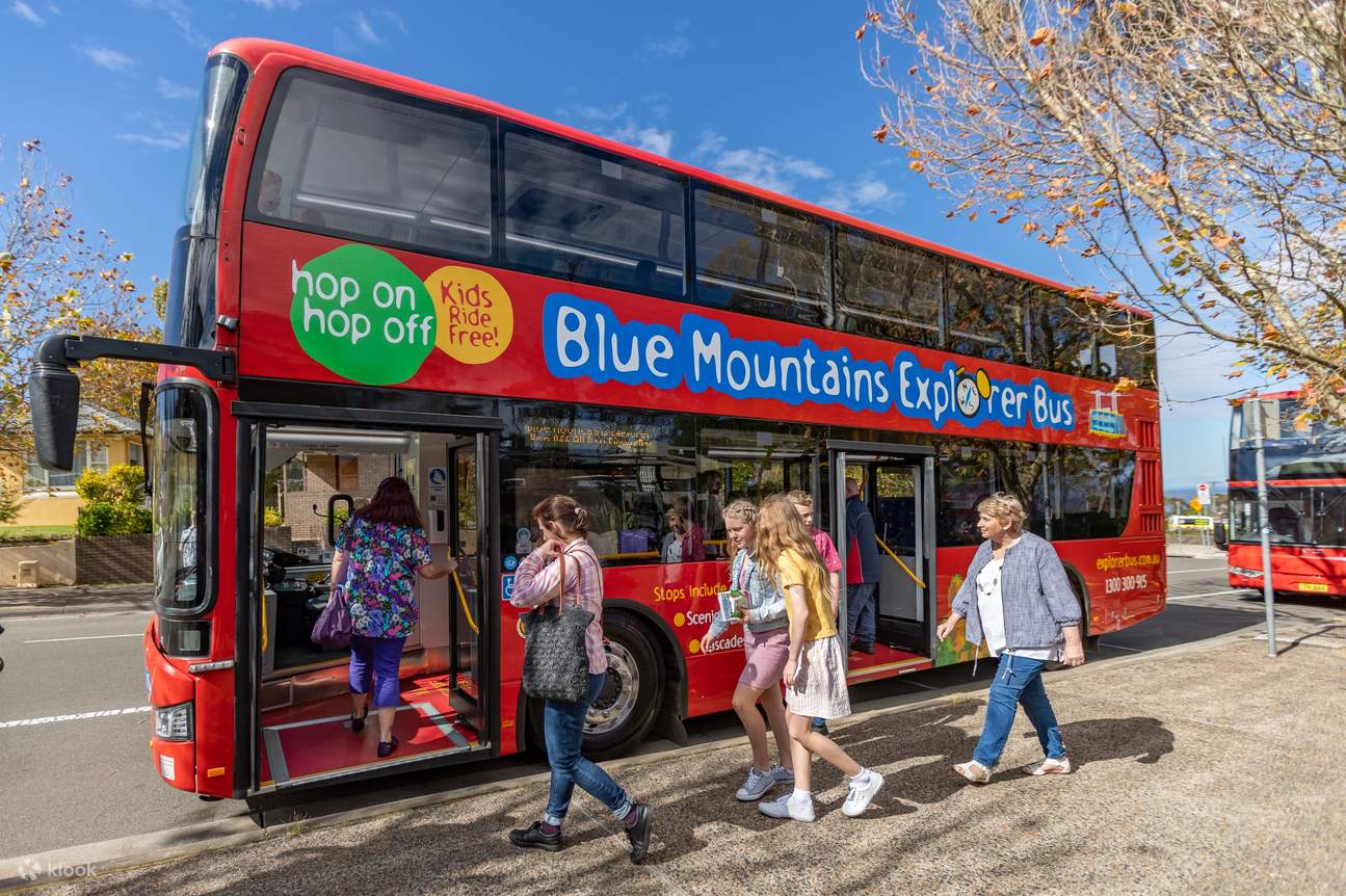 便利な乗り降り自由のバスで、ブルーマウンテンズの魅力を満喫しましょう