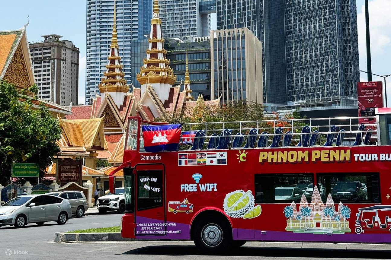 Phnom Penh: Tiket Bus Hop-On Hop-Off dengan Mekong Cruise Gratis