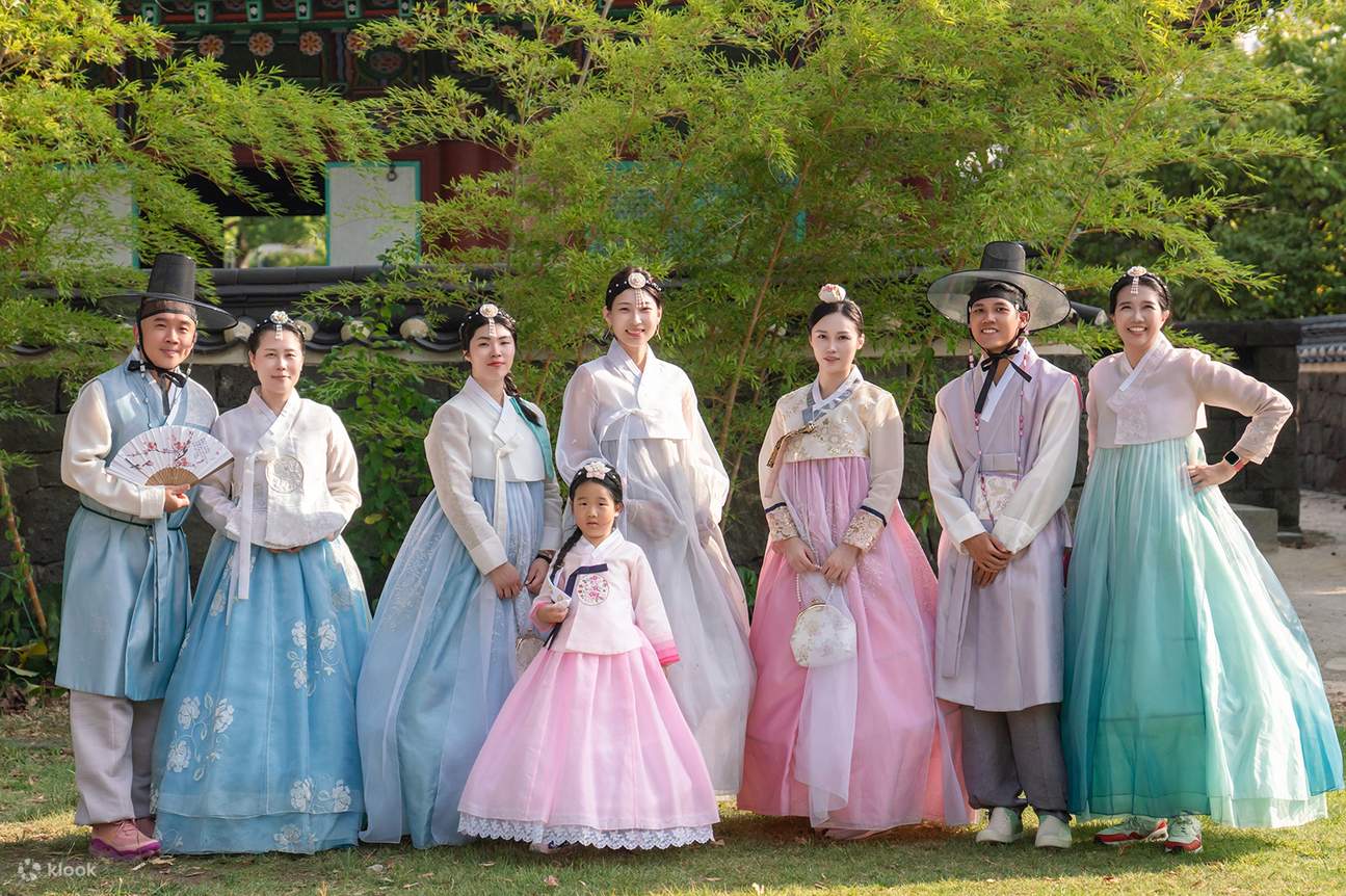 Location de Hanboks Premium à Jeju