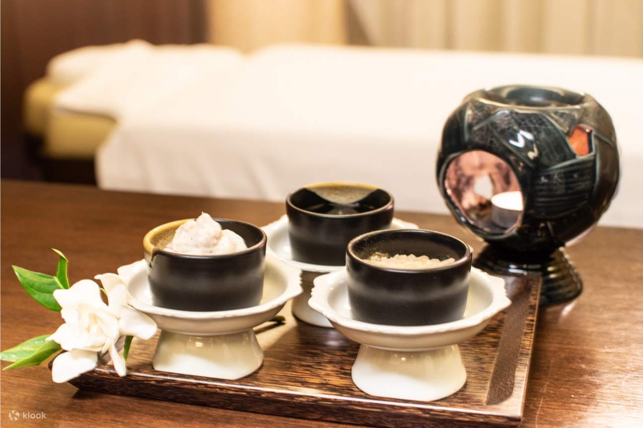 Boran Massage & Spa At The Twin Towers Hotel Bangkok in Thailand