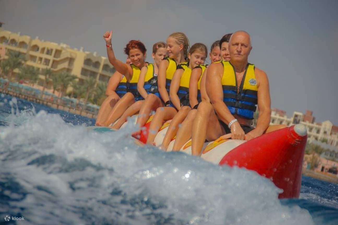 Gita in mare all'isola di Hula Hula con sport acquatici e pranzo – Hurghada