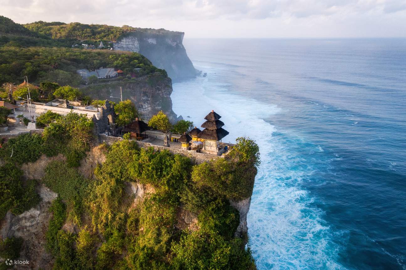 Uluwatu y tour Jimbaran Bali Sun Tours