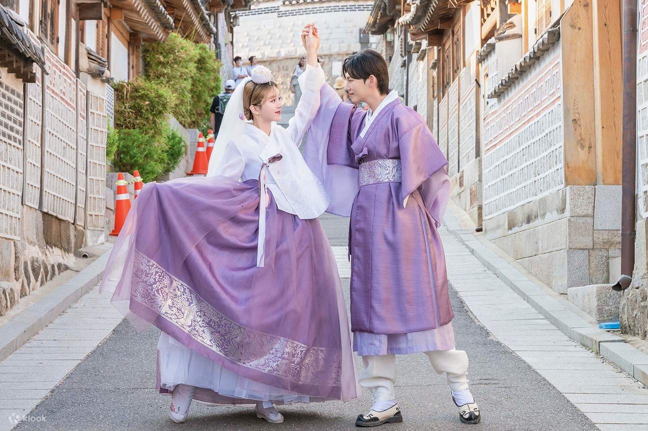Noleggio Hanbok a Bukchon e servizio fotografico presso Hanboknam