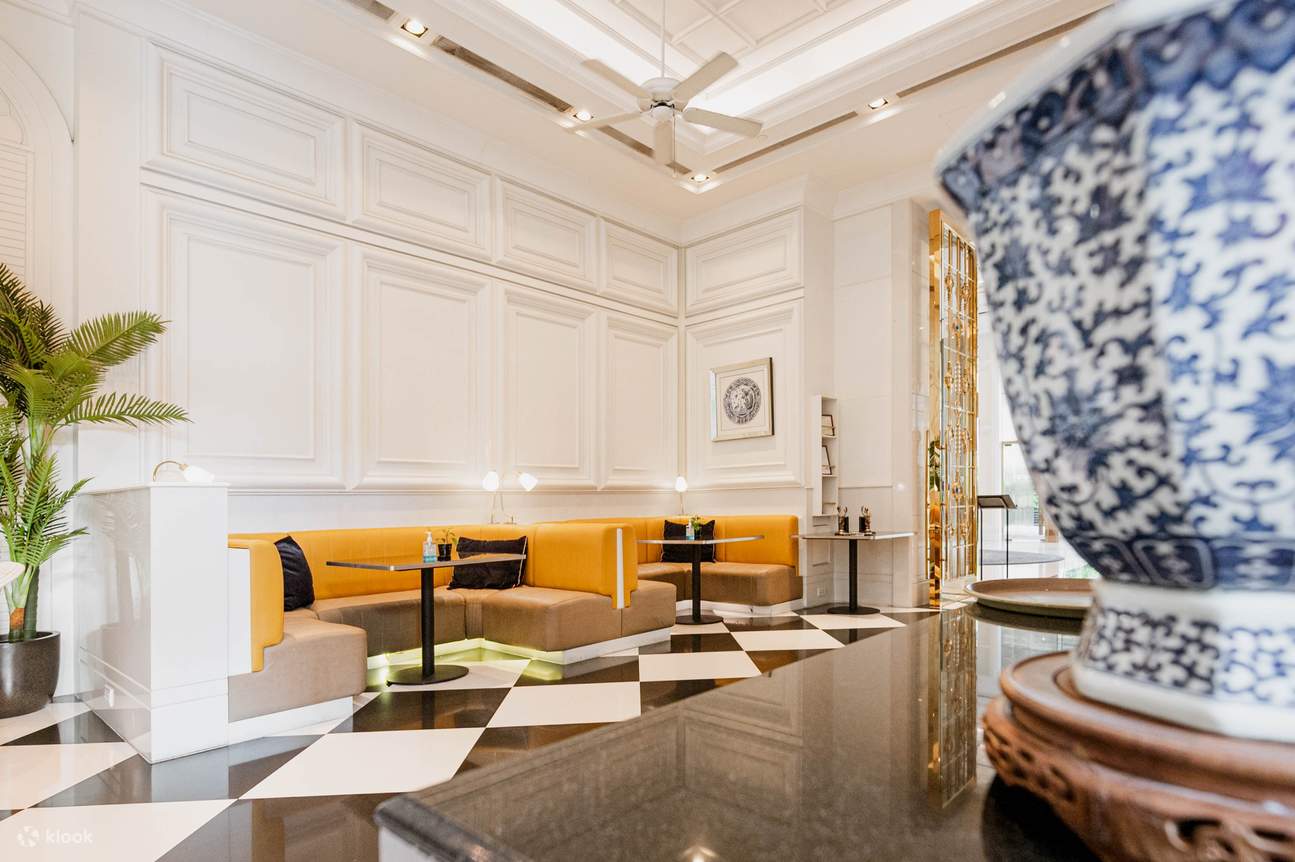 BlueSpice at Grande Centre Point Sukhumvit 55