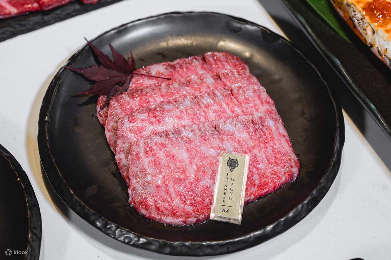 TORA Yakiniku x Cafe Crystal Design Center