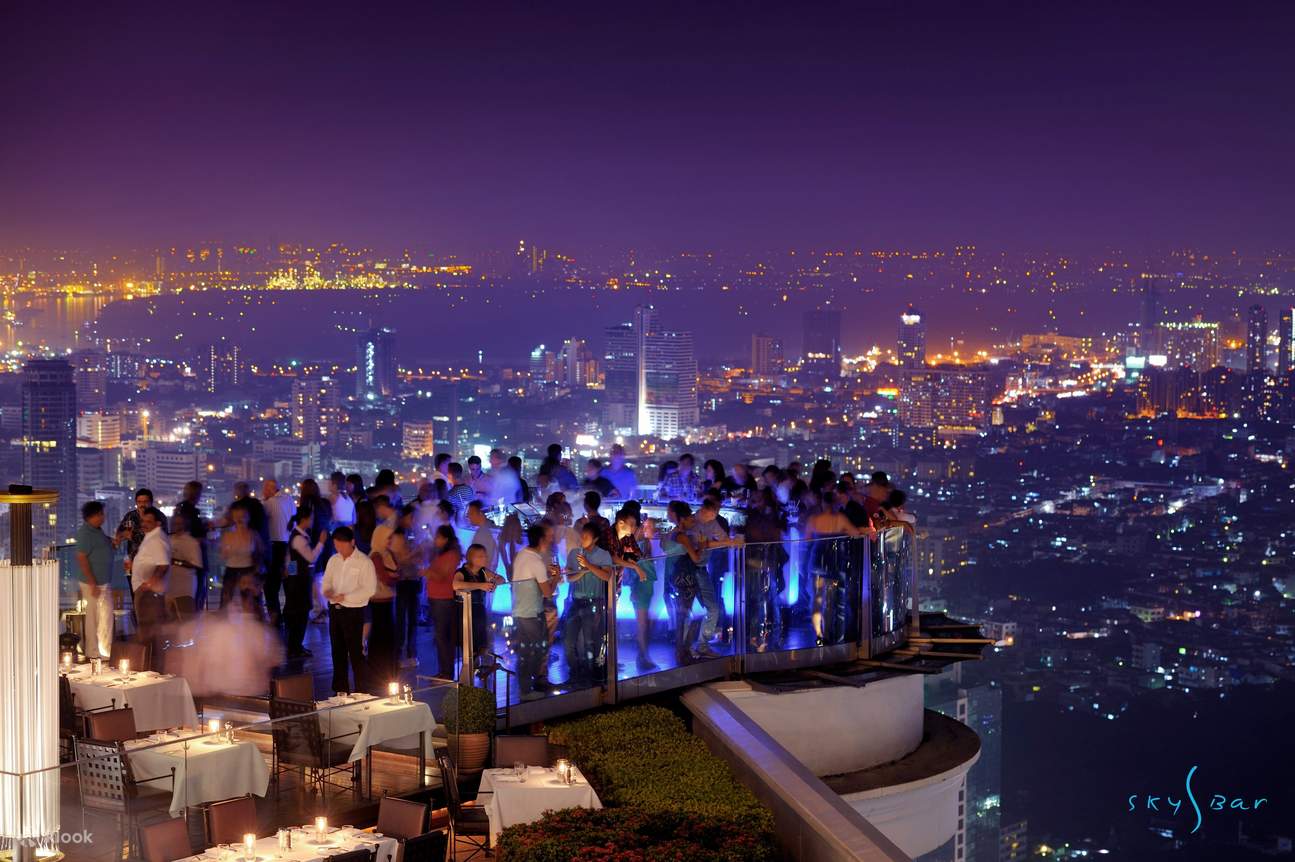 Room with Breakfast and Cocktails at Sky Bar at lebua at State Tower a