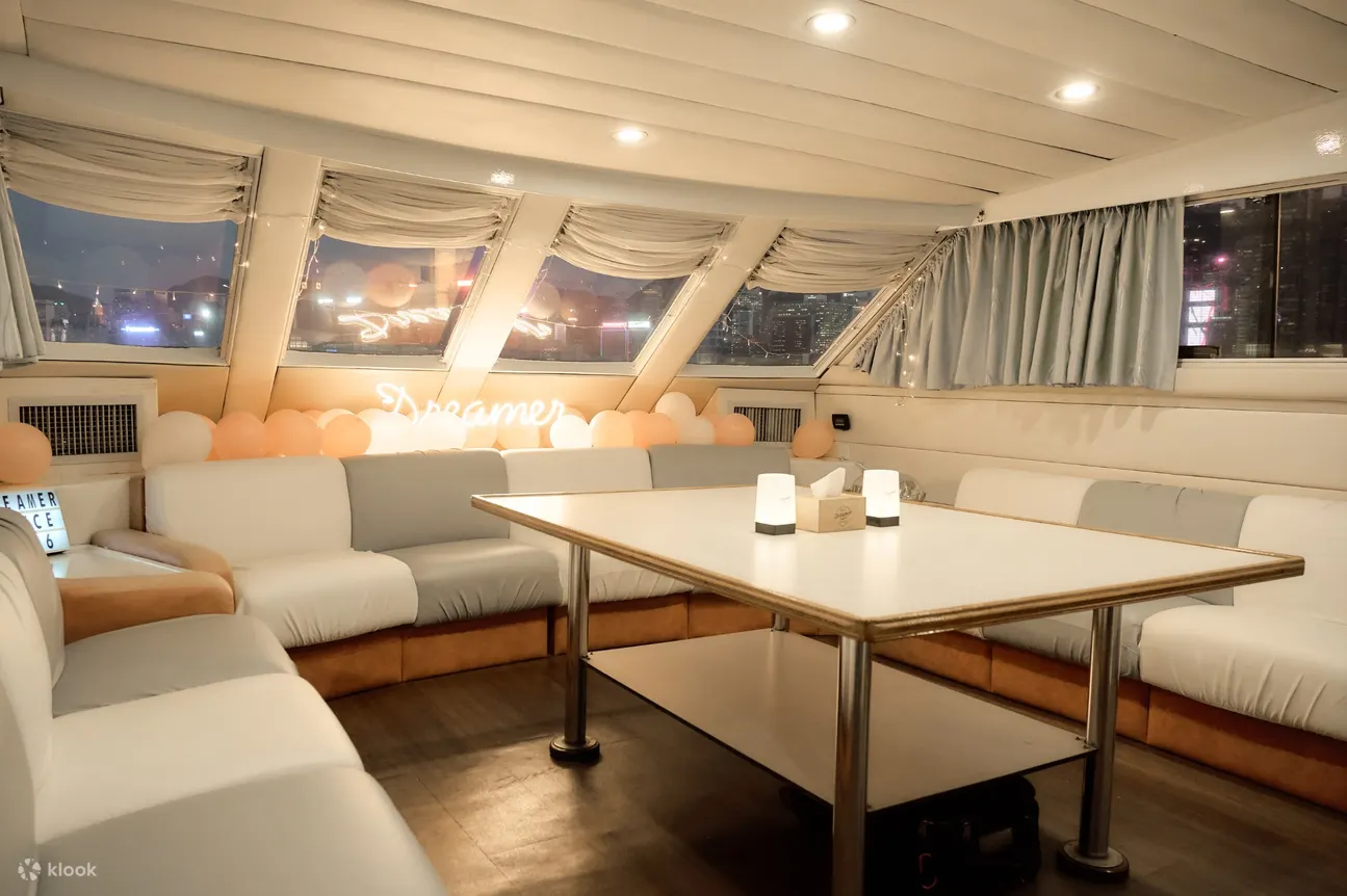 Victoria Habour Night Cruise Fantasy Star Chaser (Includes Unlimited Snacks and Drinks + Photography)