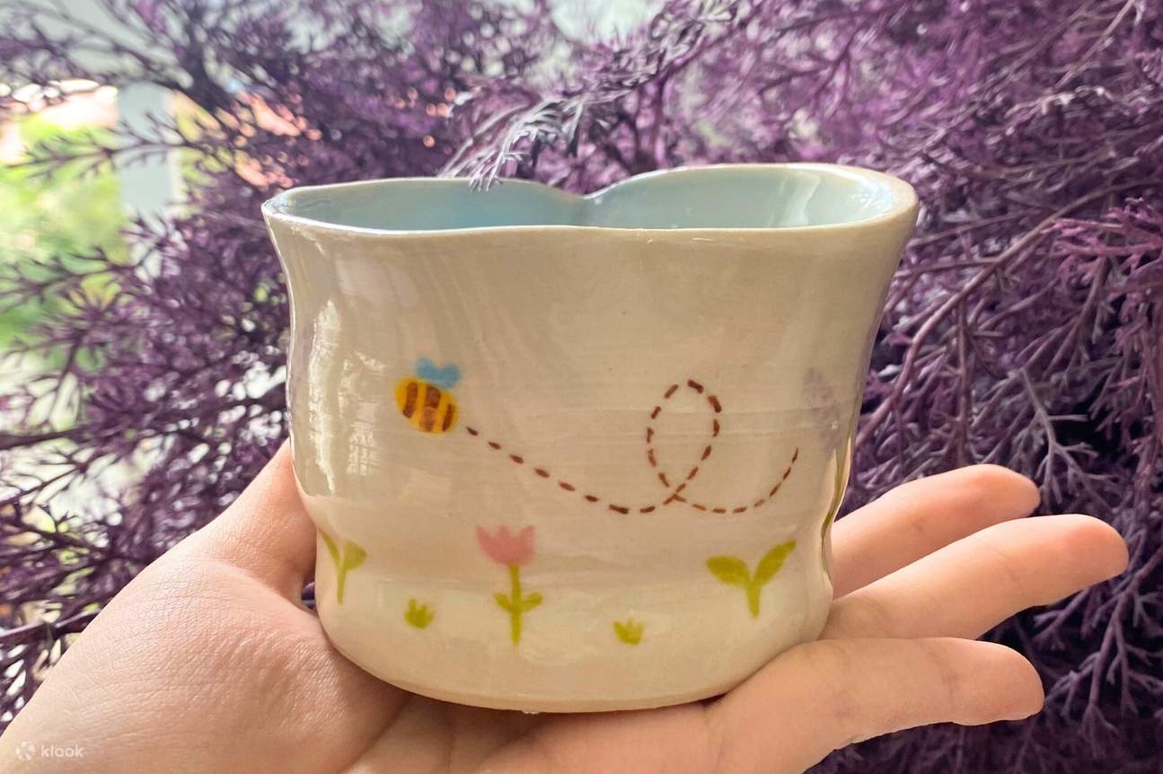 Construcción manual y torneado de cerámica