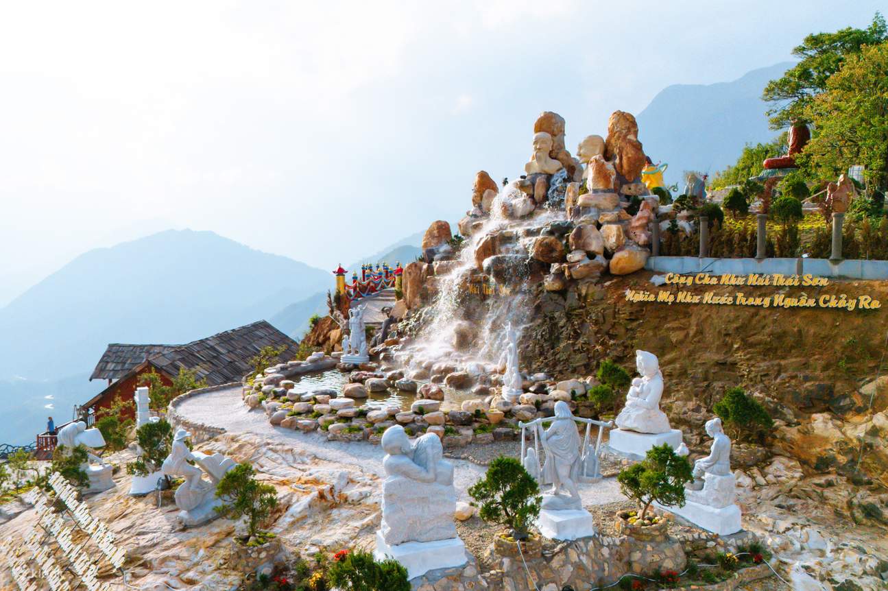 Valle de las Hadas O Quy Ho