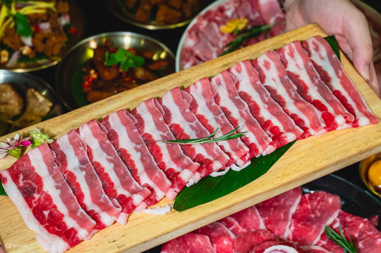 Thong Shabu & Yakiniku Hide Thonglor Soi 9