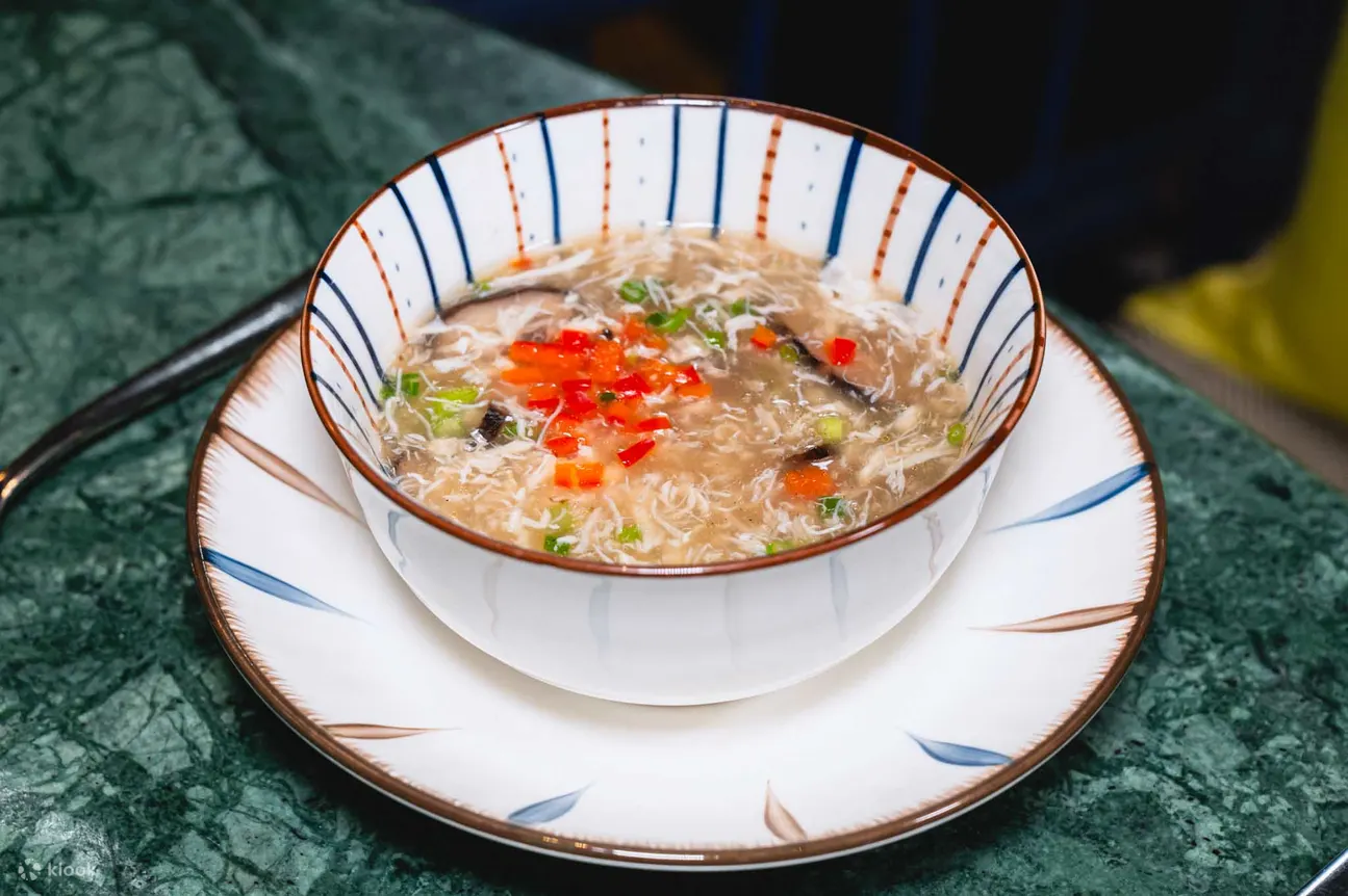 Baan Dusit Thani 的 Thien Duong 米其林指南