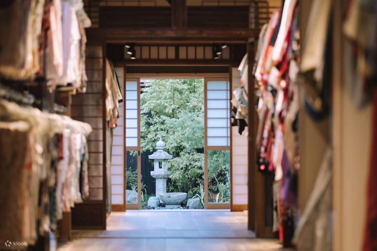 Kyoto Kimono Rental Experience (Kyoto Kimono Rei Shimizu Store) - Klook