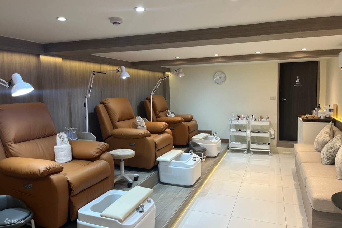 Trải nghiệm Luna Nail and Massage tại Sukhumvit 18 ở Bangkok