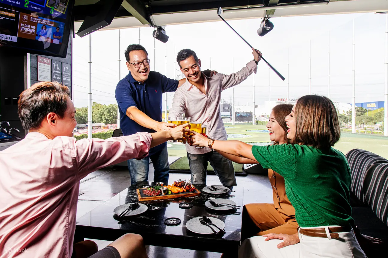 曼谷Topgolf高尔夫体验