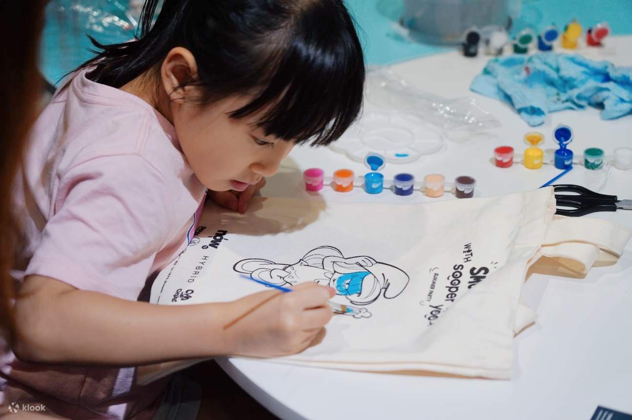 The Smurfs with Sooper Yoo Summer Party