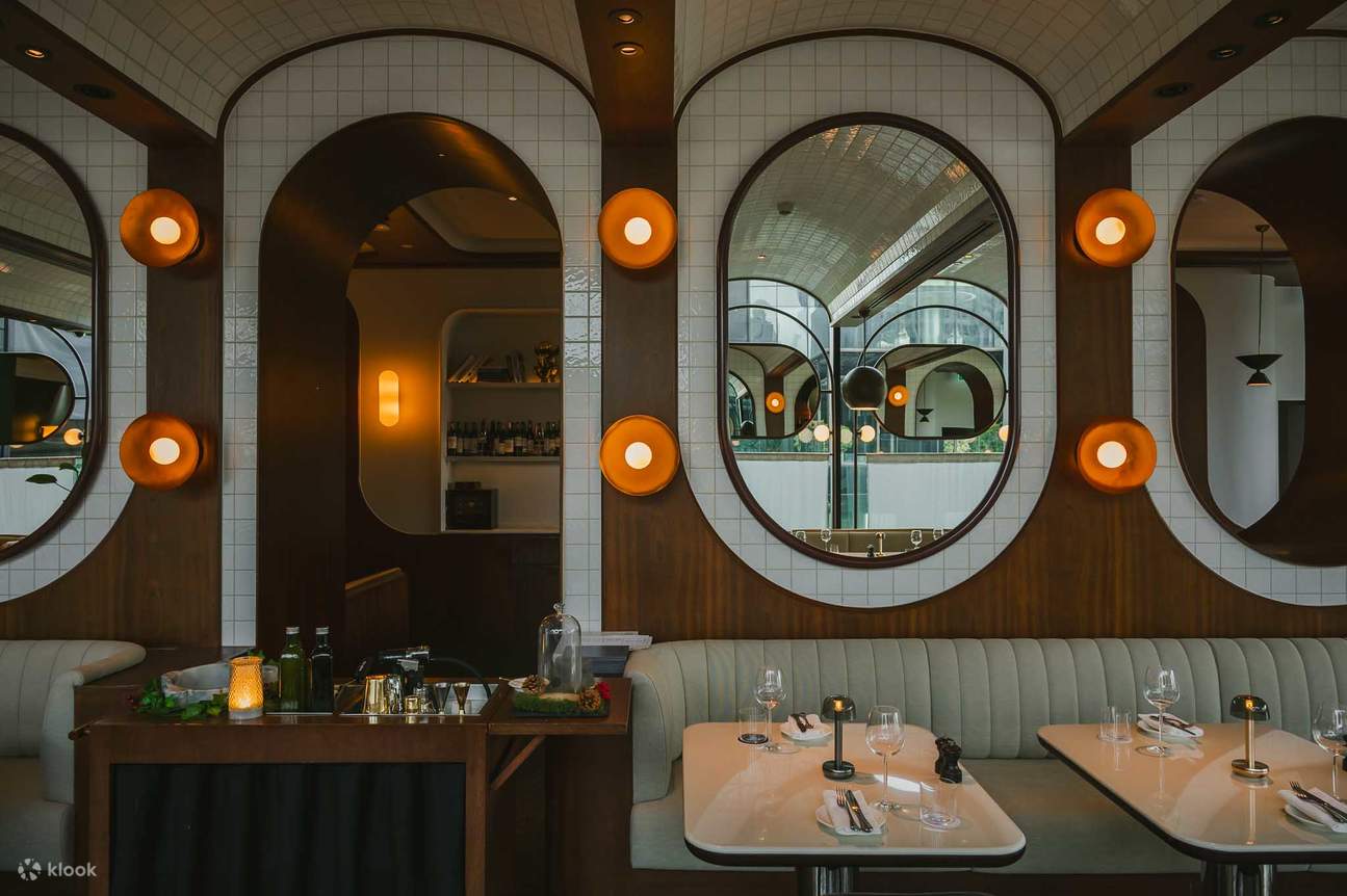 The Standard Grill at The Standard, Bangkok Mahanakhon