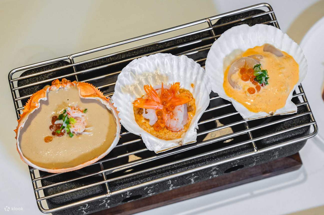 TORA Yakiniku x Cafe Crystal Design Center