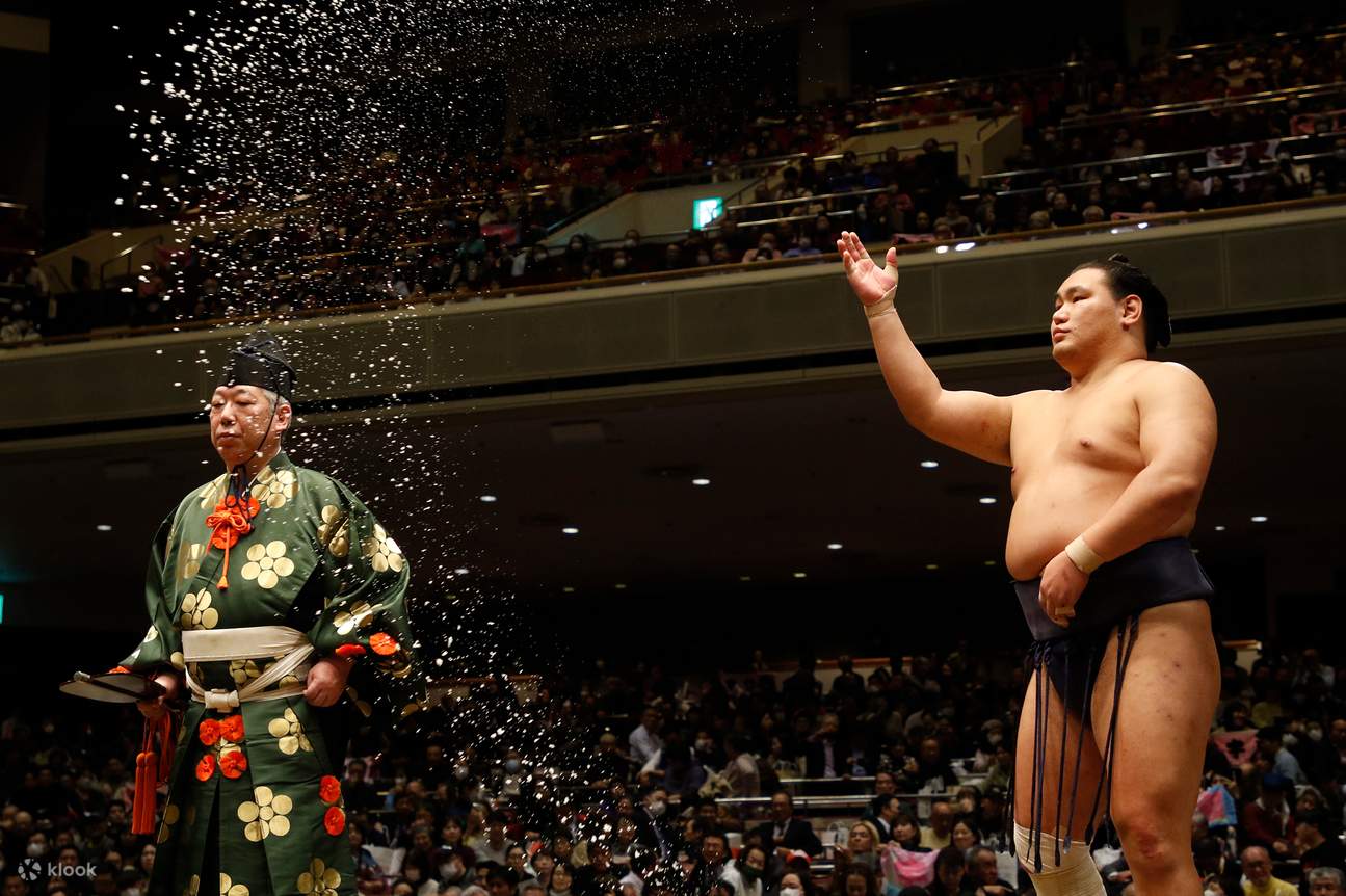 Sumo Fans Fukuoka Sumo Tournament - Klook
