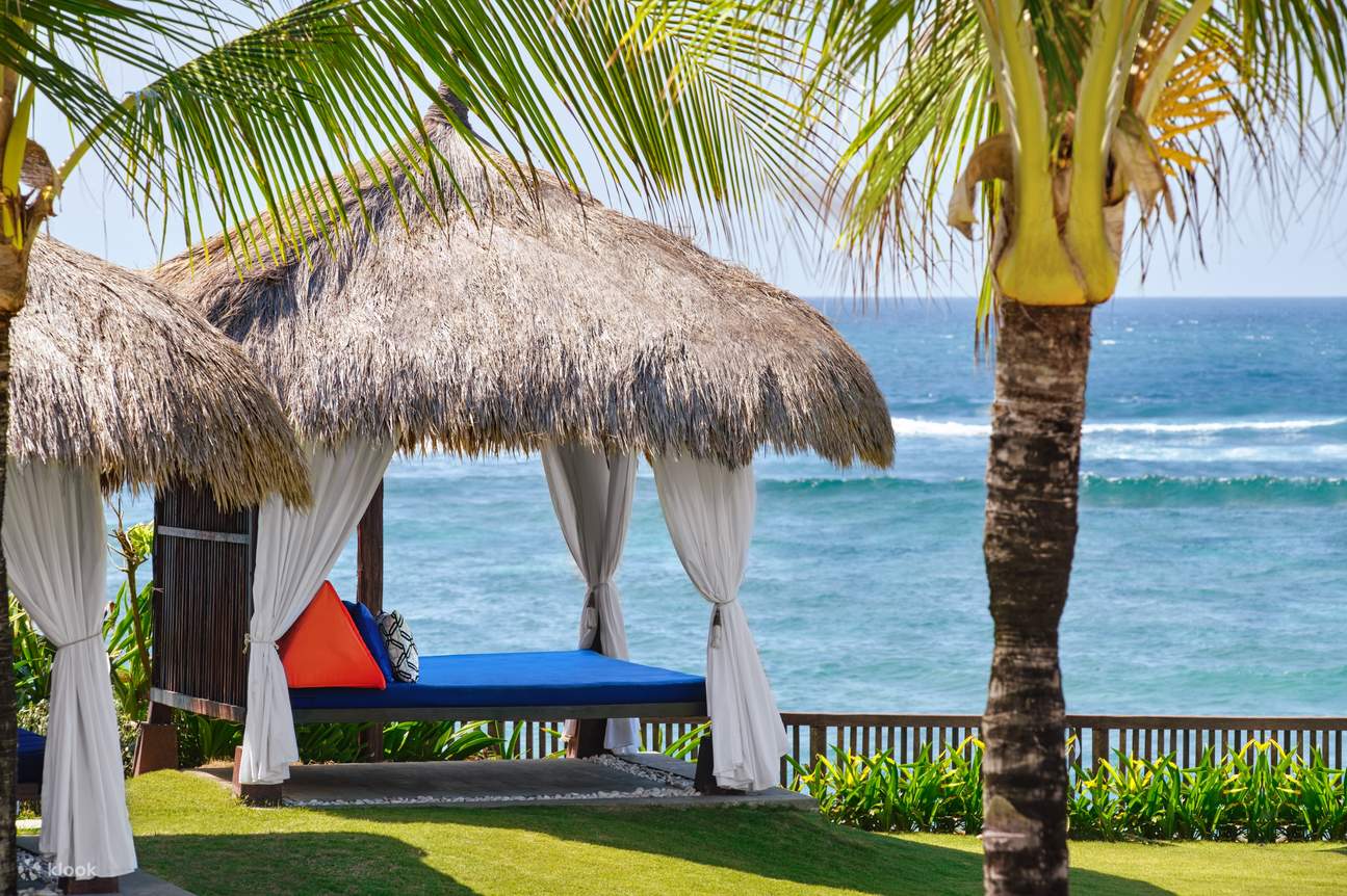 Roosterfish beach club bali pantai pandawa kuta selatan