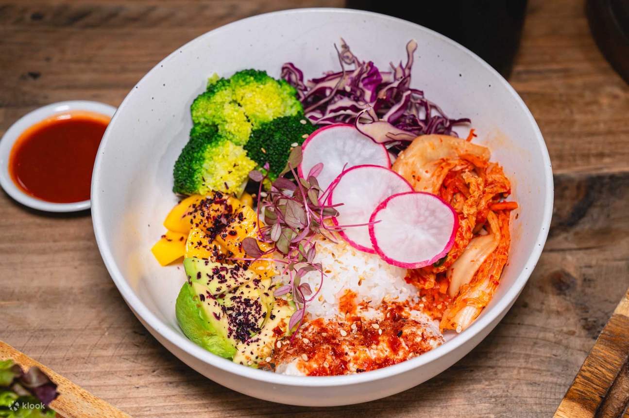 Thai Fusion Dining at Dusit Gourmet, Baan Dusit Thani (BTS Saladaeng)