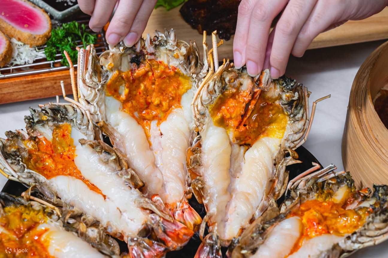 Buffet Quốc Tế Charoen Rung Rueang True Digital 101