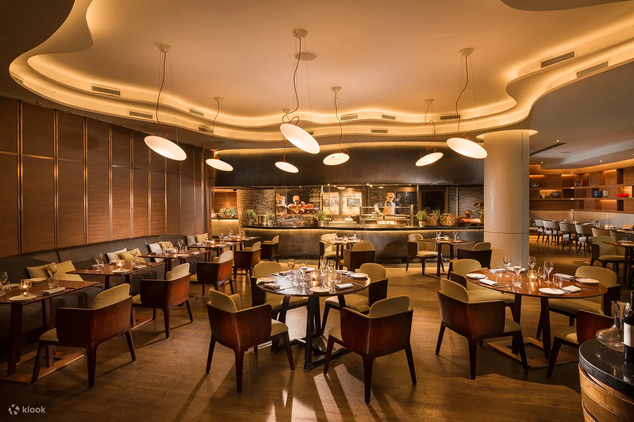 新加坡 voco Orchard 的 Opus Bar & Grill