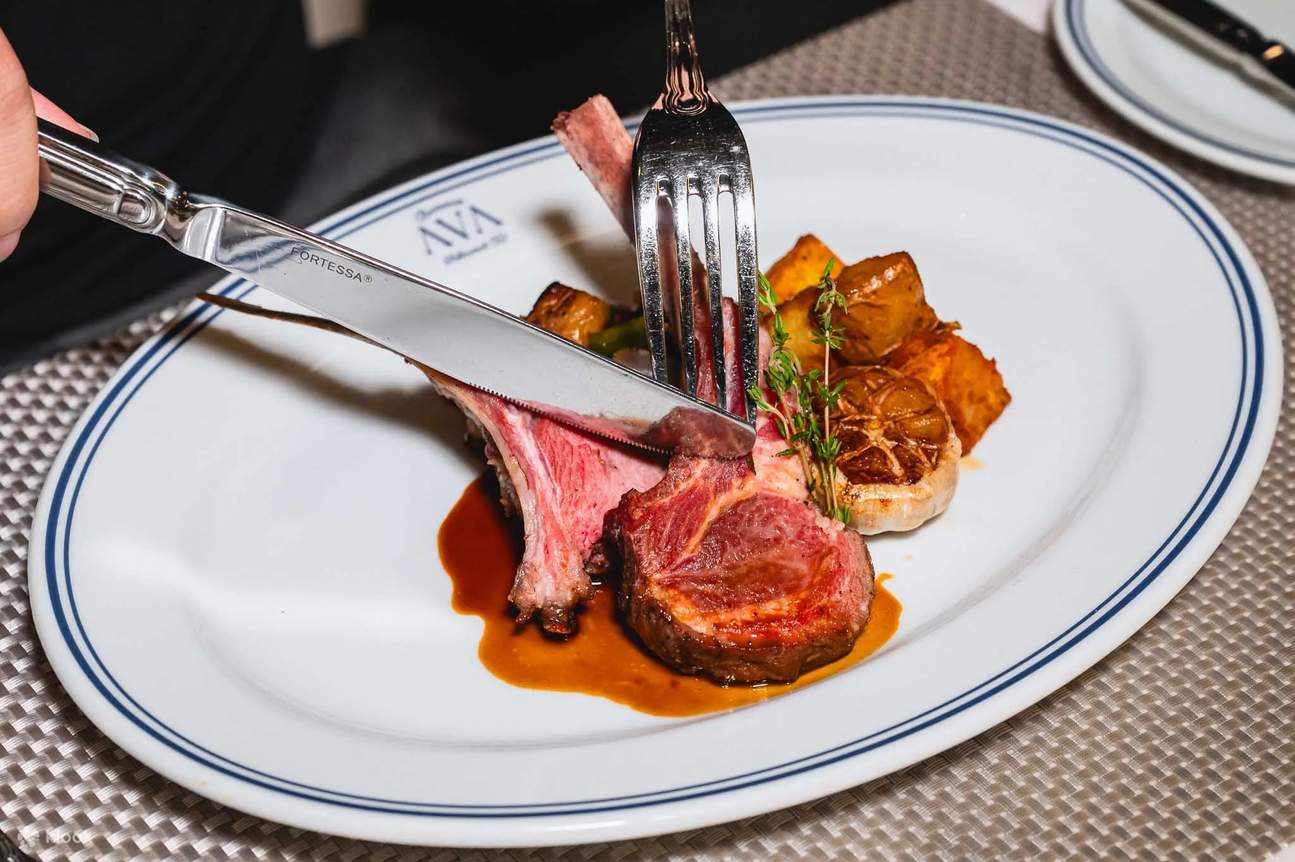 Bufet di AVA Brasserie, InterContinental Bangkok Sukhumvit