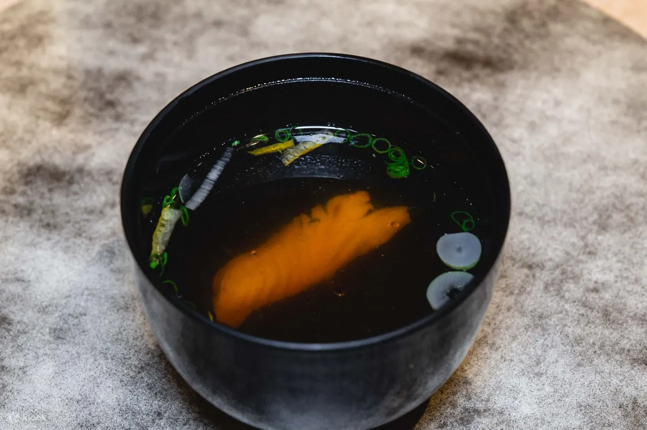 曼谷素坤逸路 18 号 Ichika Omakase