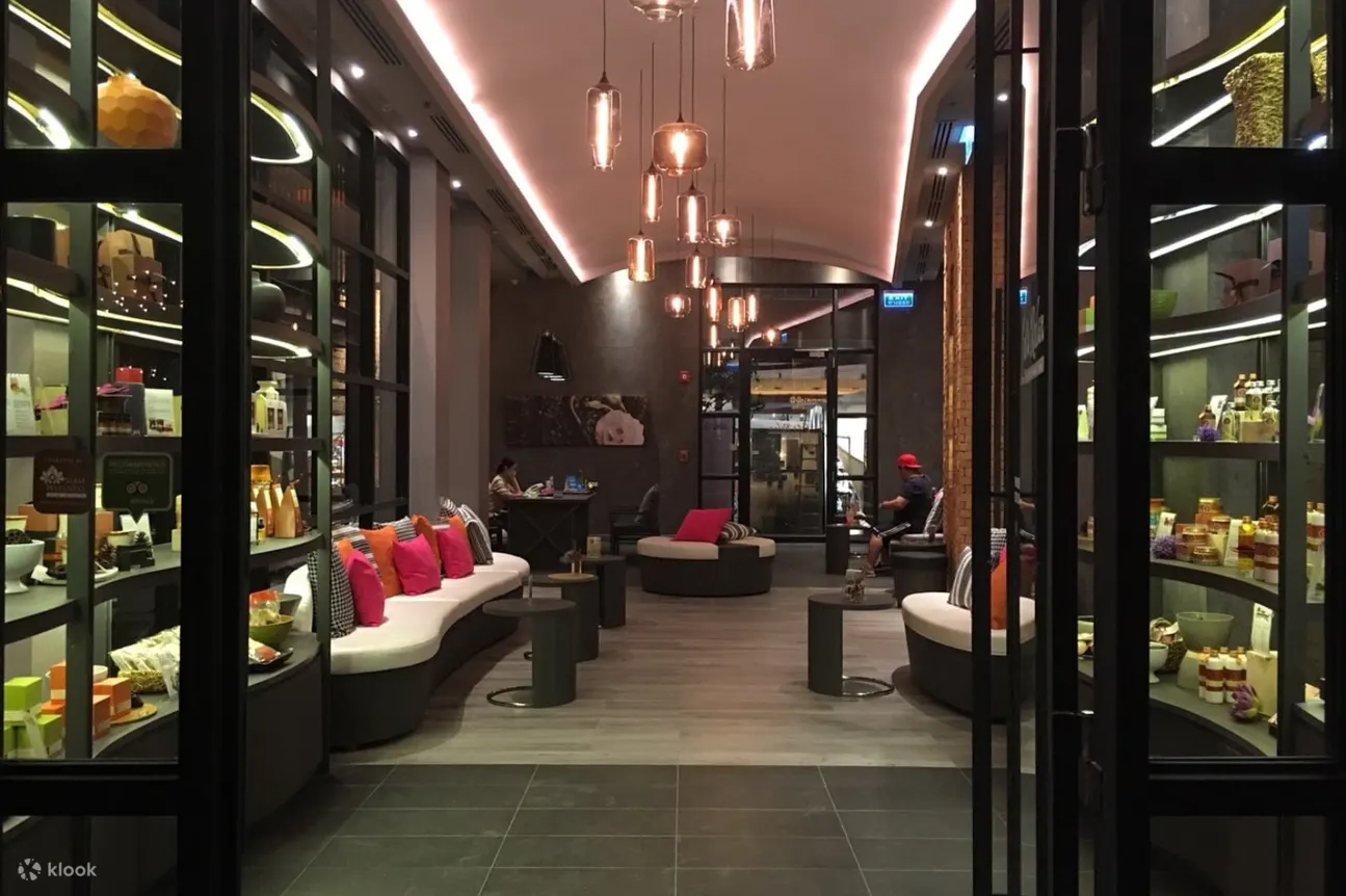 清迈Let's Relax Spa宁曼一号分店体验 (Let's Relax Spa Chiang Mai One Nimman Branch Experience in Chiang Mai)