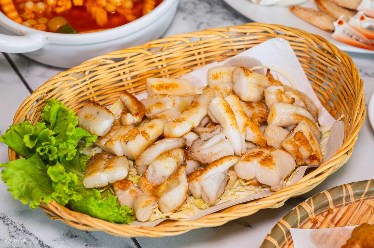Na Klongwan Vibhavadi 20 Seafood All-You-Can-Eat Buffet - Klook India
