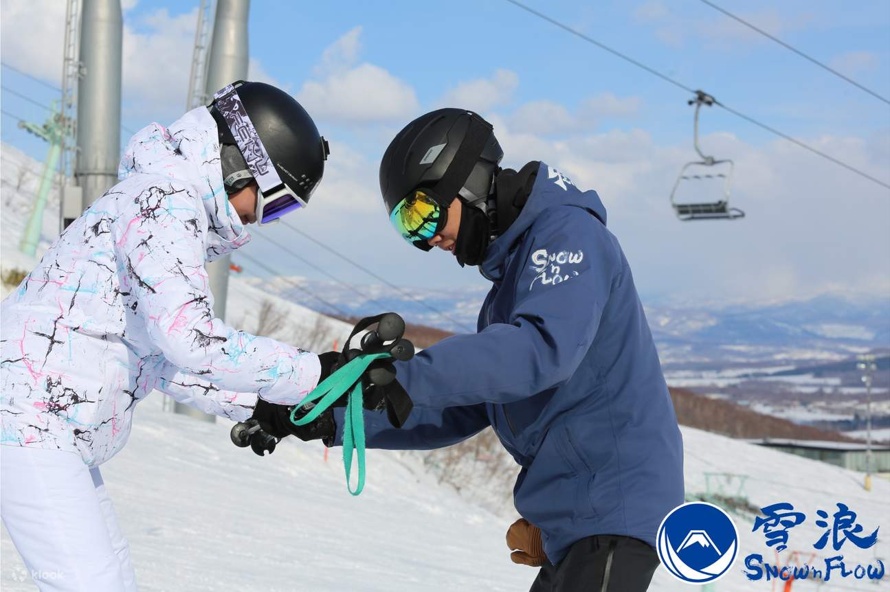 Pengajaran Ski atau Papan Luncur Salji Persendirian di Niseko (Kantonis/Cina/Inggeris)