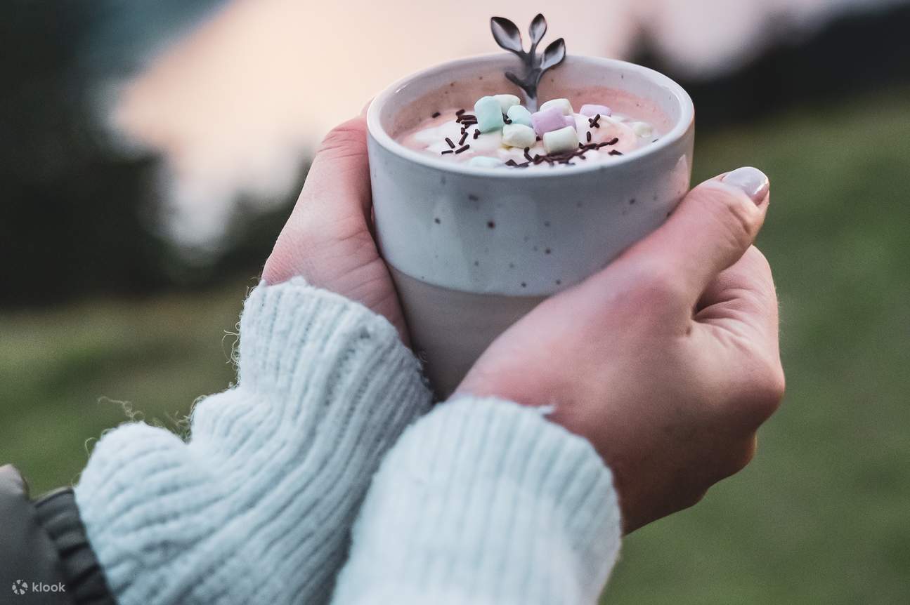 bebida caliente con malvaviscos