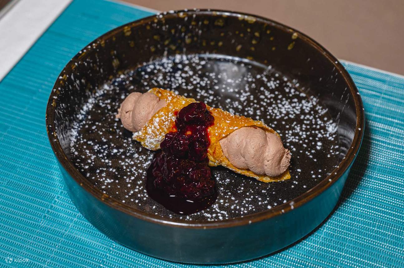 Deja Brew Lifestyle Cafe at Centara Life Hotel Bangkok Phra Nakhon