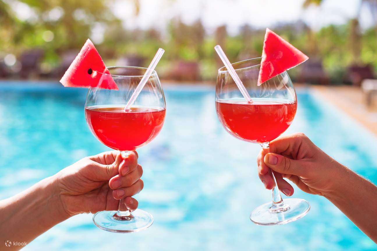 在 Therme Spa 暢飲果汁