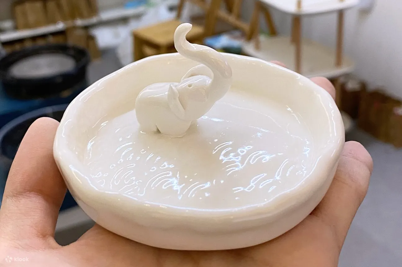 陶艺手工制作和拉坯